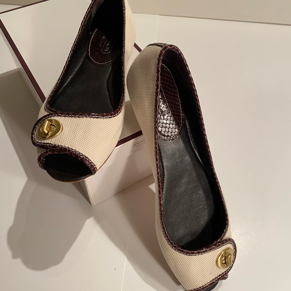 Coach Nicola Canvas And Python Flats. - image 6